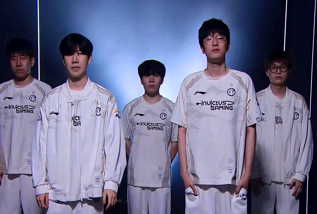 DRX轻取EDG，Peanut打出惊人五杀四强赛2:0（上海）