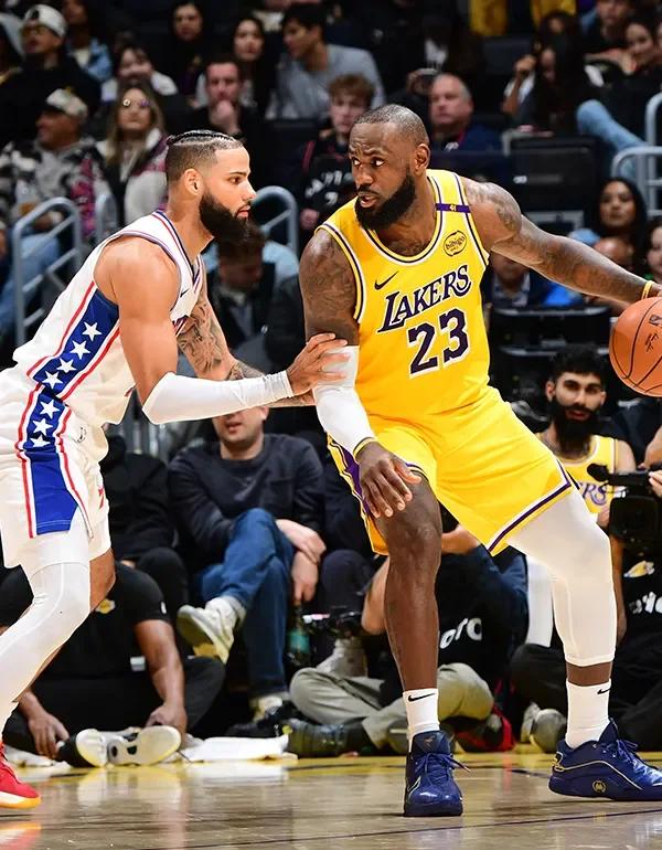 热火力克76人,詹姆斯统治全场的简单介绍 热火力克76人,詹姆斯统治全场的简单介绍