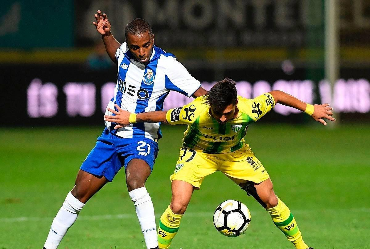 葡萄牙队完胜韩国队,波尔点燃赛场 葡萄牙队完胜韩国队,波尔点燃赛场